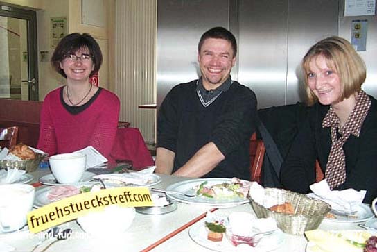 Frühstückstreff am 10.02.2002 im Bistro 21 in Stuttgart